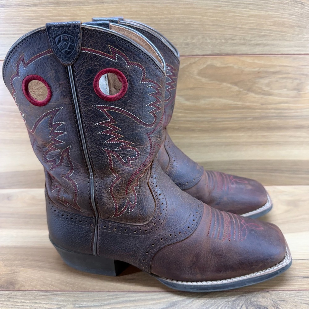 Ariat Heritage Roughstock Kids Youth Size 5.5 Western‎ Boots Square Toe